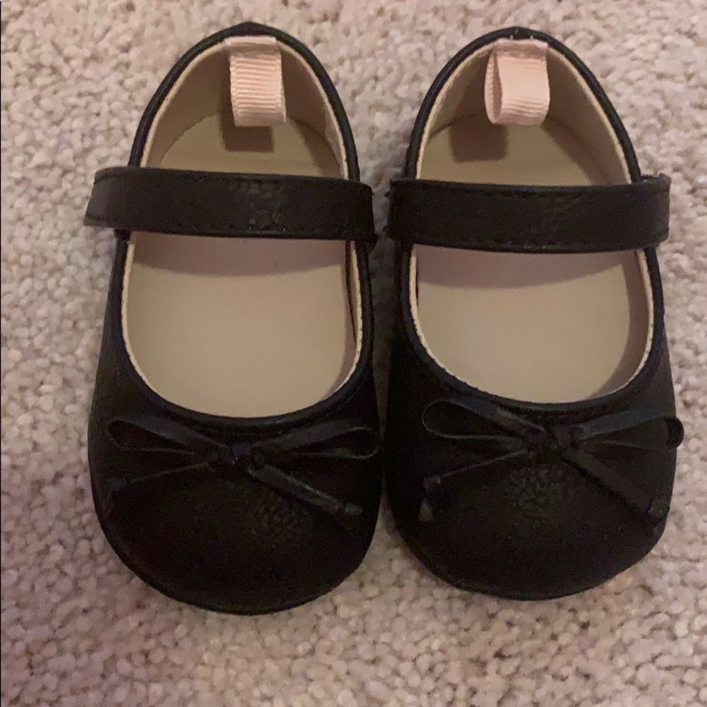 NWOT New Baby Shoes